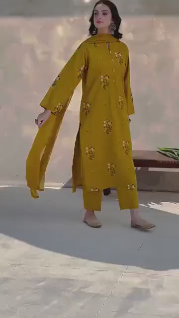 3 Pcs Women's Unstitched Embroidered Suit