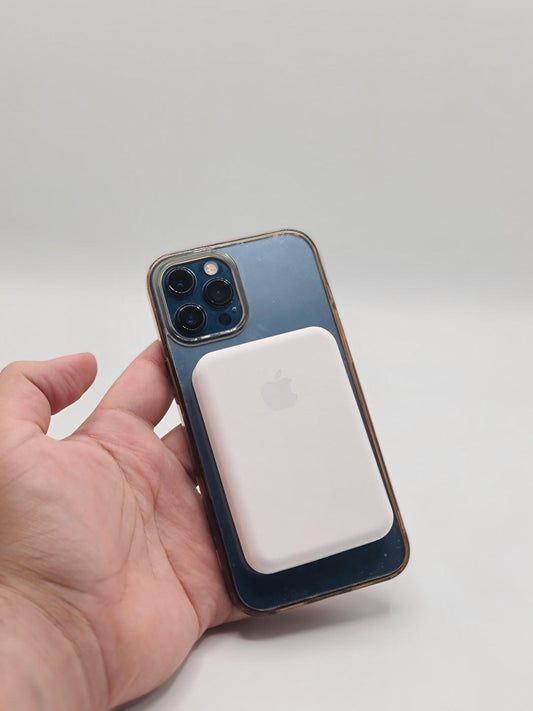 Magsafe - Wireless 5000mah Powerbank - Compatiblefor both Android and iOS