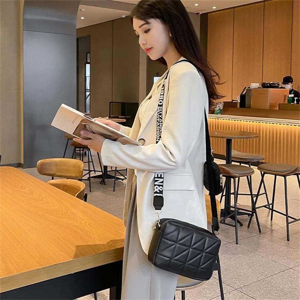 Stylish Girl's Crossbody Bag - 2 Pcs Black Embroidered PU Leather, C-AR-5 Black