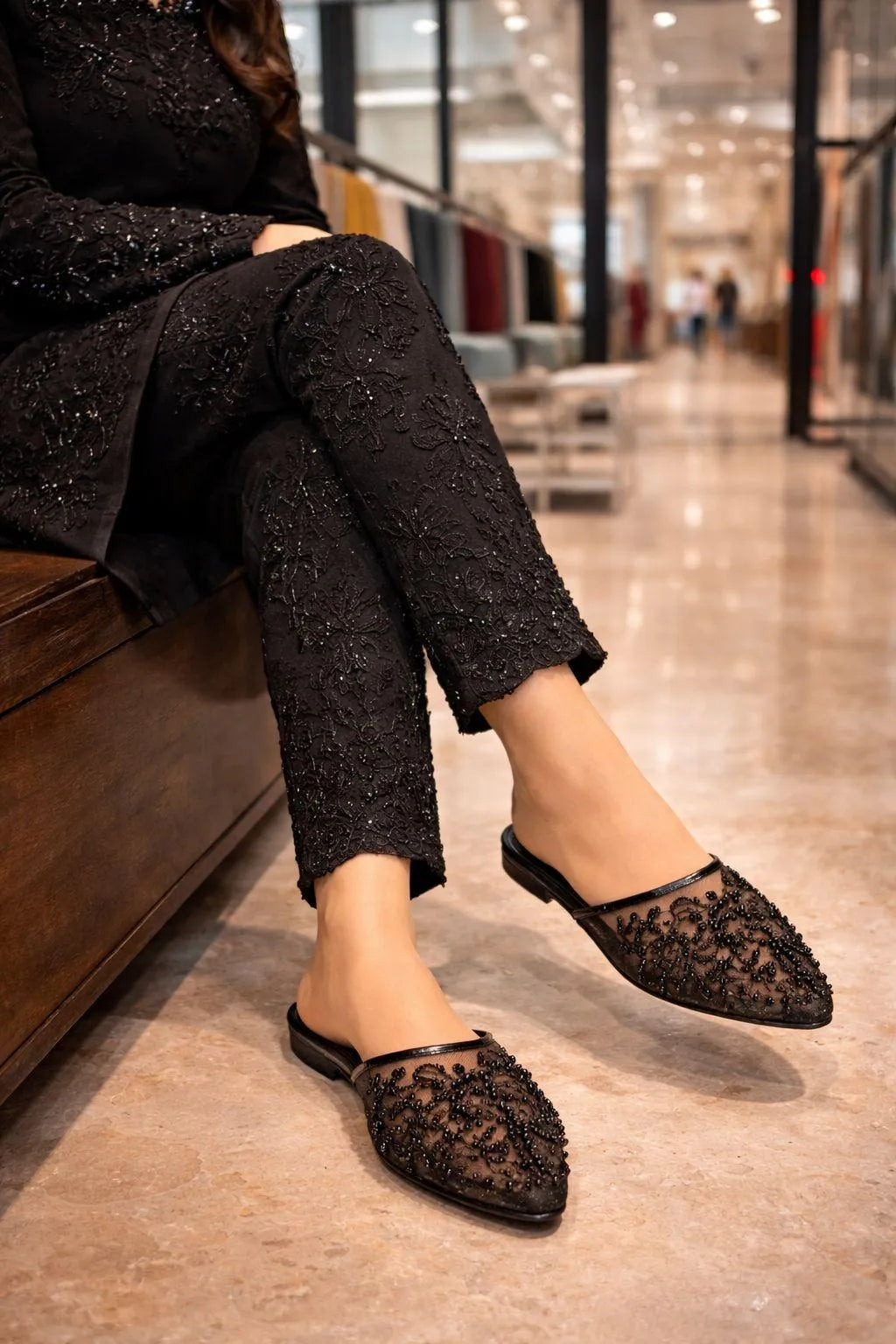 Lace Embroidered Women's Slippers