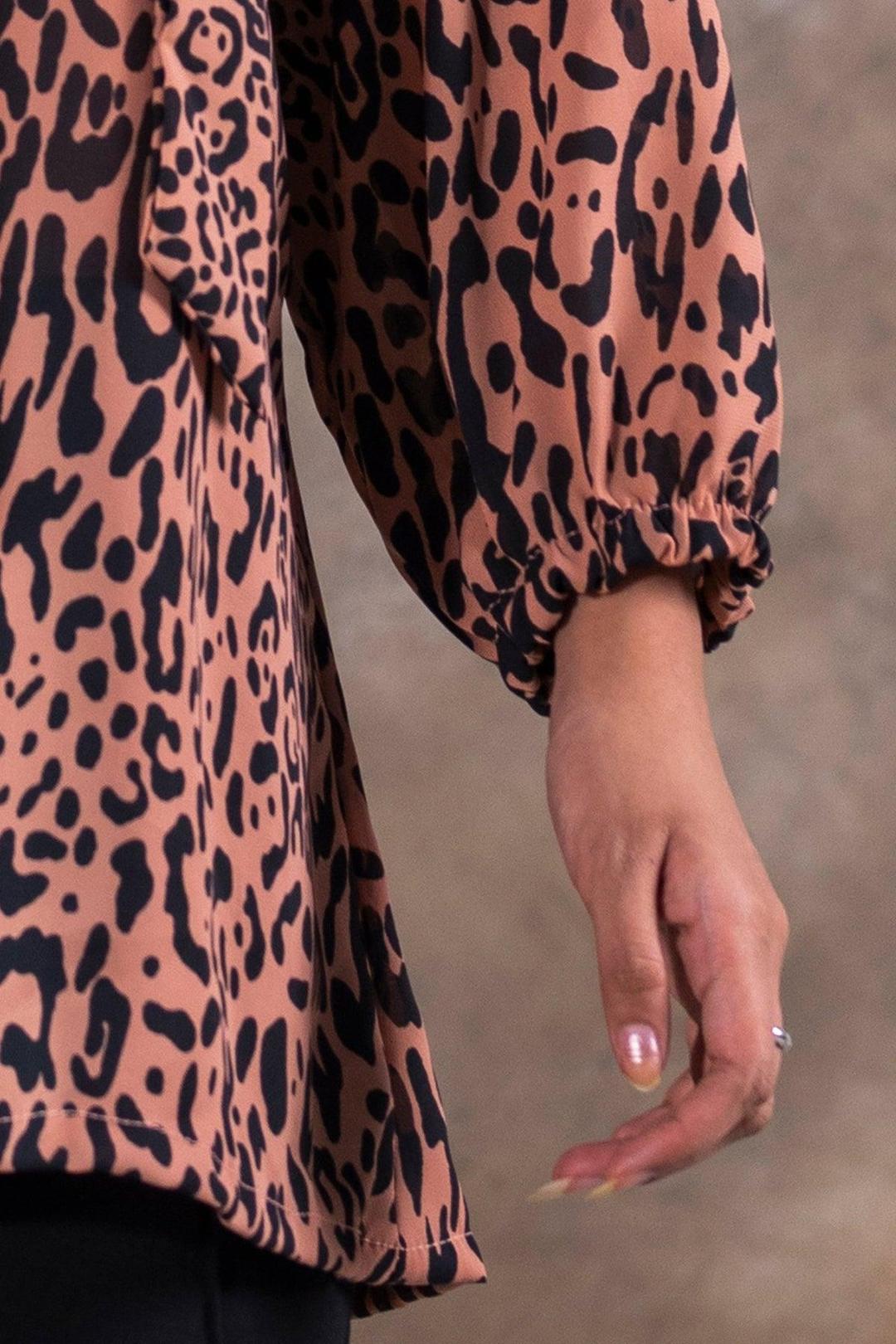 Ebon Luxe Cheetah Set