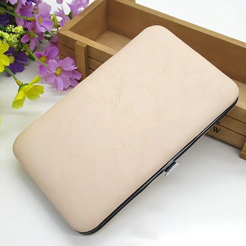 Durable Manicure Kit - Smooth Beige Design | 1 Pcs for Easy Storage